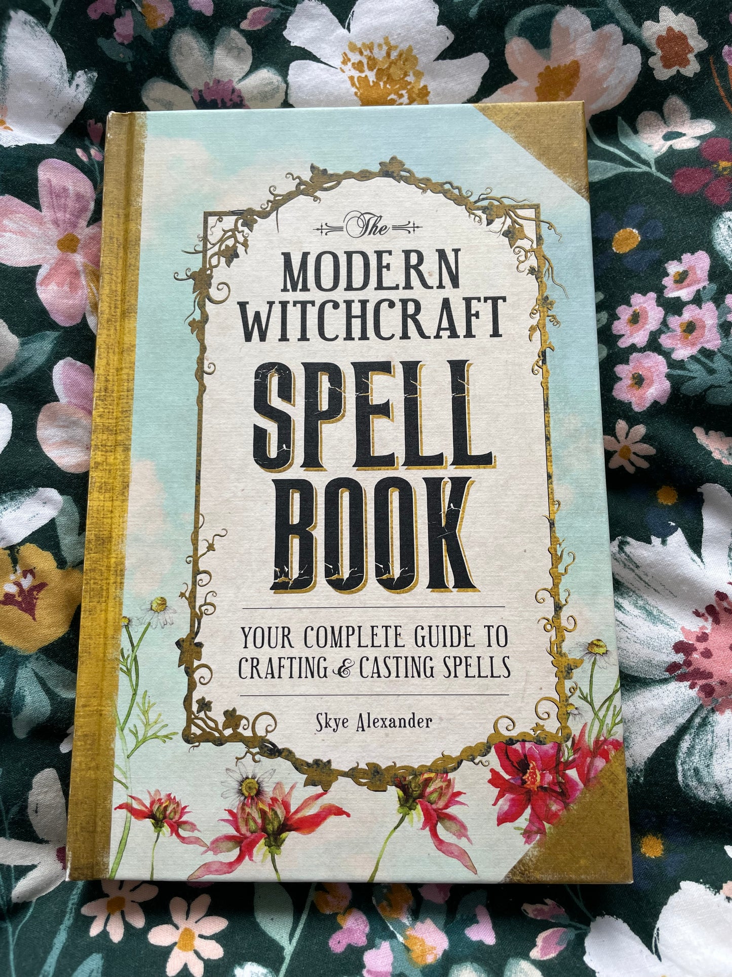 Modern Witchcraft Spellbook