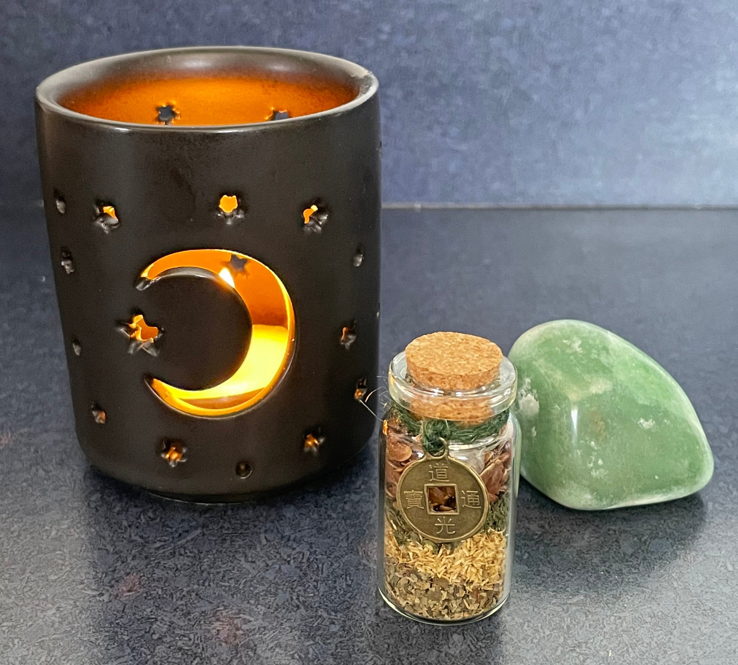 Mini Spell Bottle: Money and Prosperity