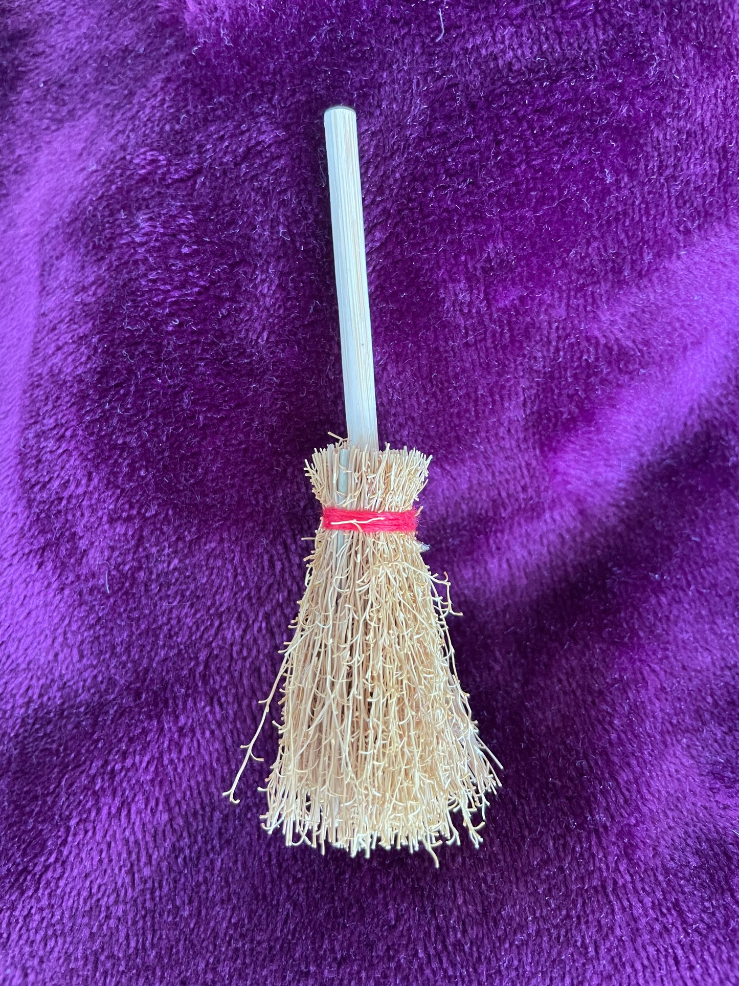 Mini Witches Broomstick (Plain)