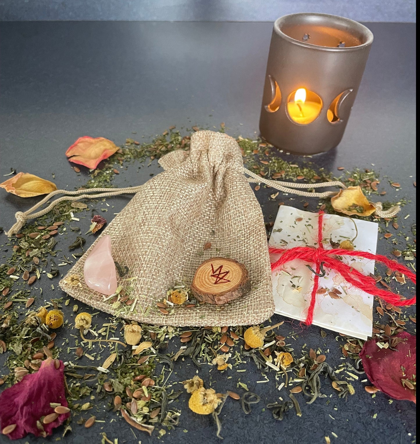 Spell bag: Attract Love