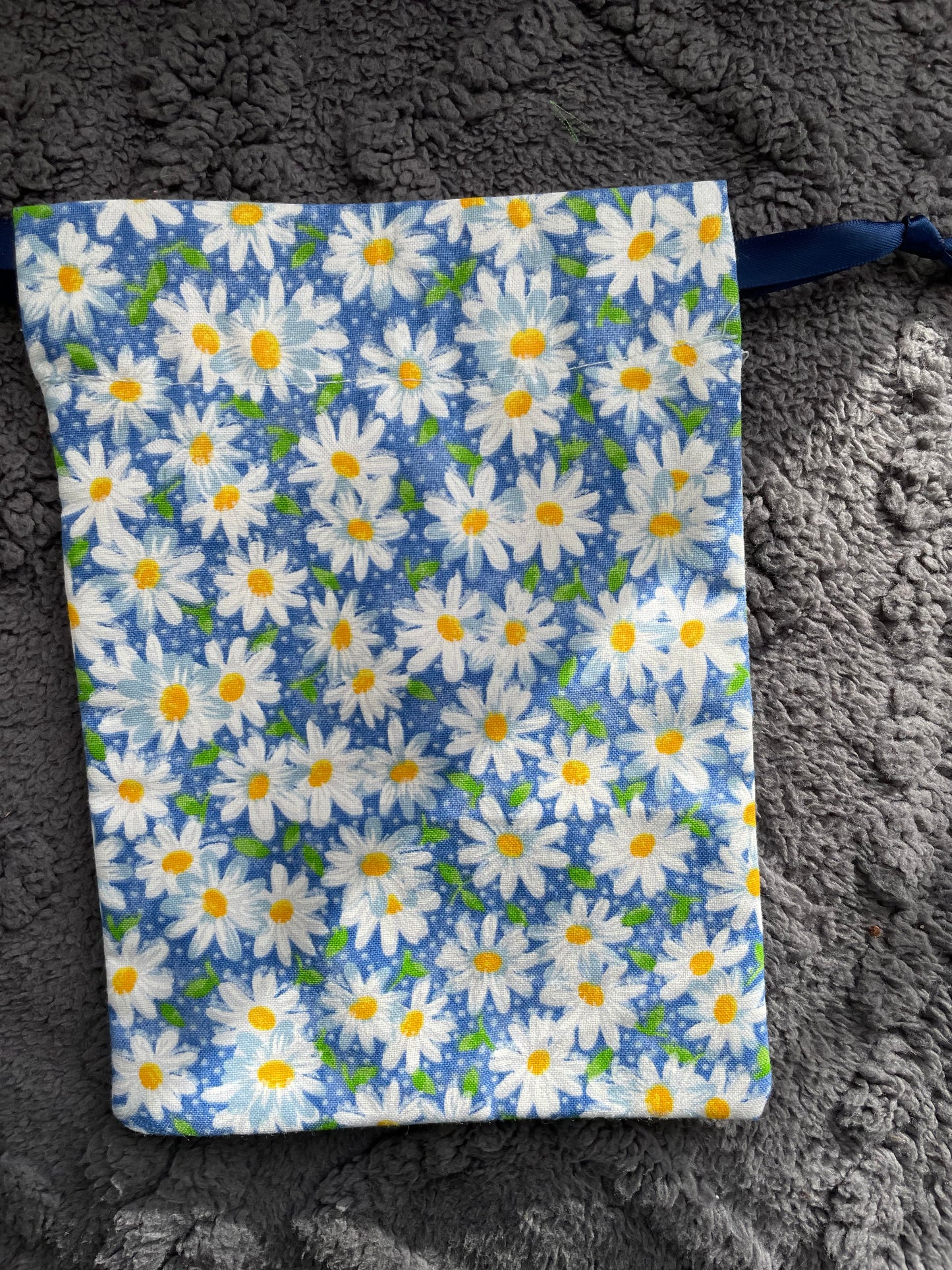 Tarot/Oracle Bag: Blue Daisies