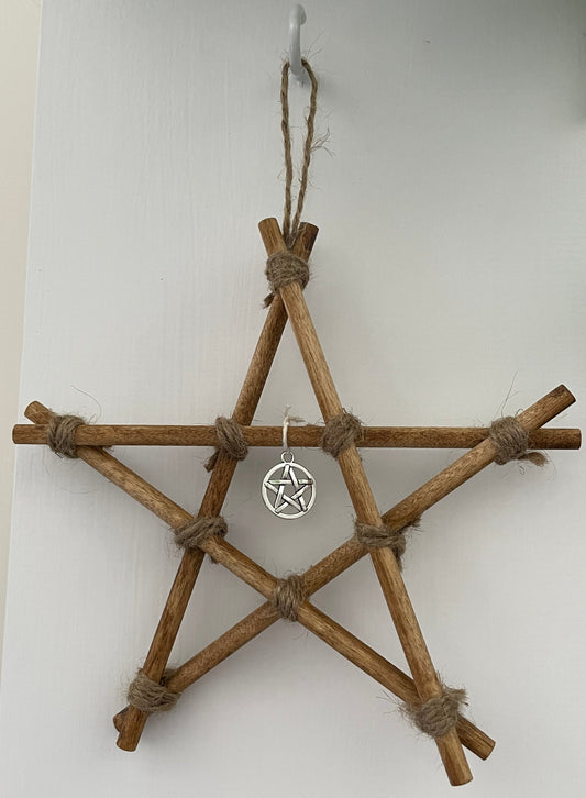 Small Pentagram with Charm